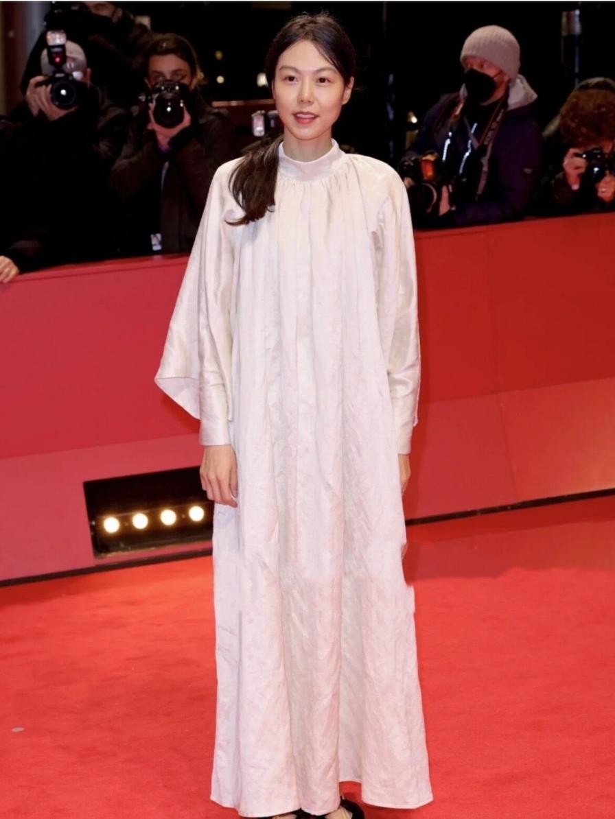 韩国网红穿搭衣服,看看韩国女生是如何穿出高级感的