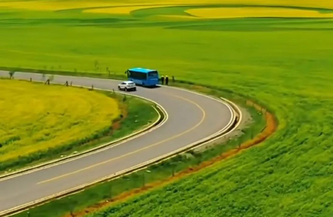 贵州网红草根把亲妹妹介绍给大衣哥做儿媳，返回老家一路江南美景