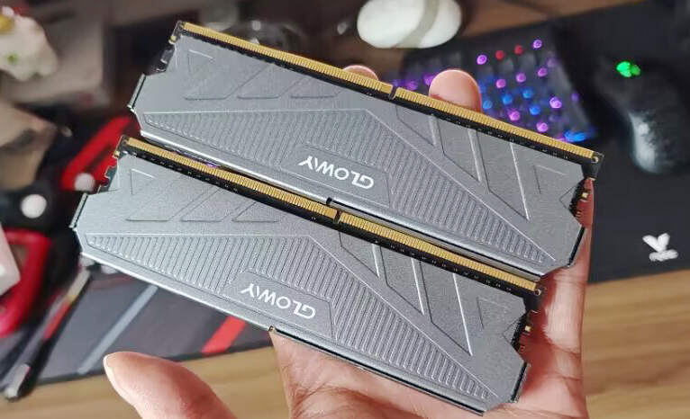 光威天策内存皓月白评测,光威天策内存条3200和3000推荐