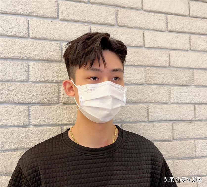 12-15岁男生发型效果图寸头,男生发型难打理但又不适合寸头