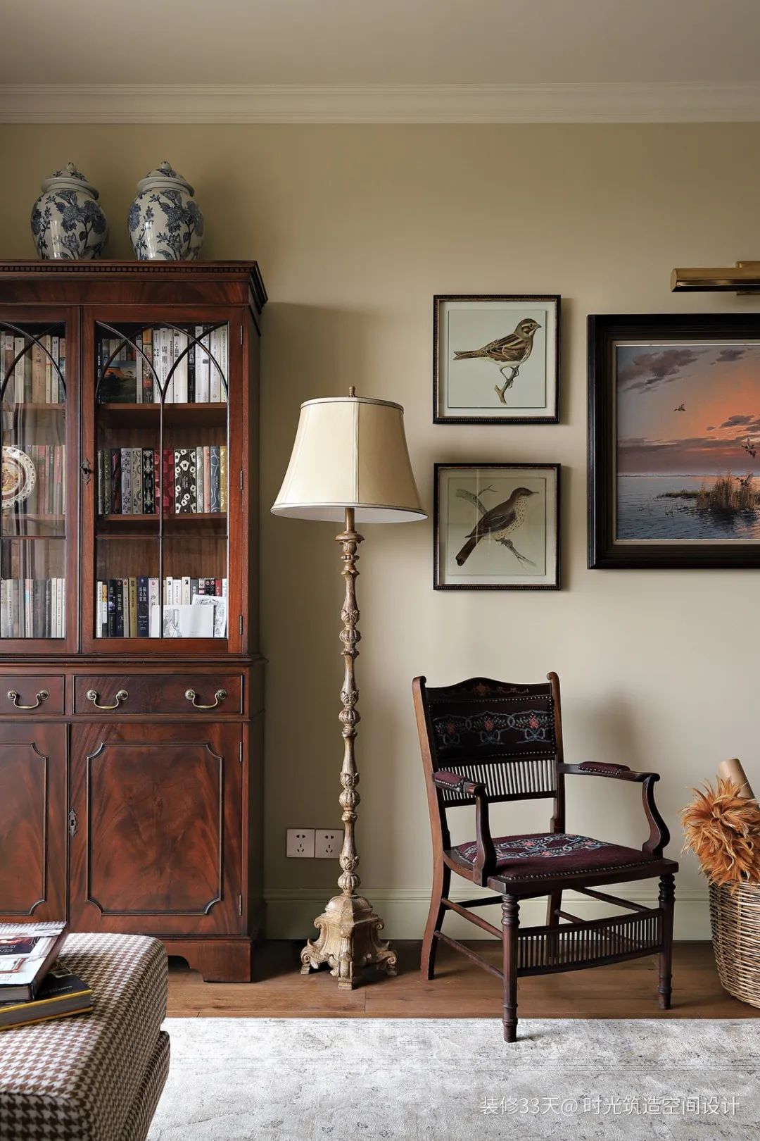 绻佸崕閮藉競閲岀殑鐢板洯鐢熸椿,绻佸崕閮藉競涓殑璇楁剰浜哄眳