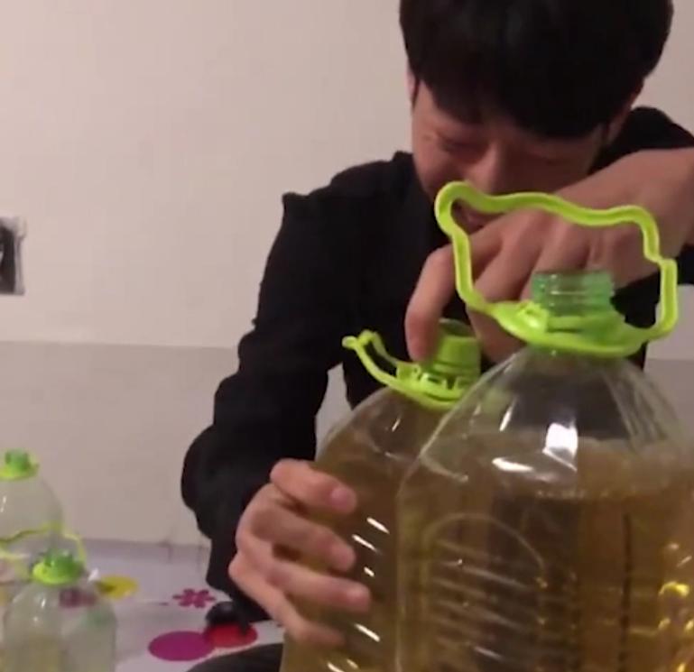 寡人单挑7个60级神豪回放,寡人喝酒一战封神视频是真是假