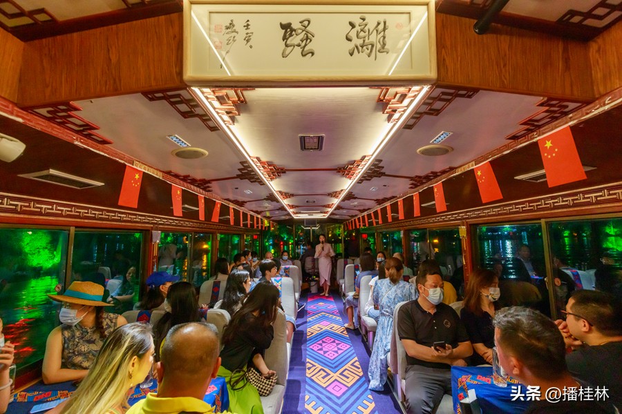 桂林两江四湖画舫游船,桂林景区画舫船
