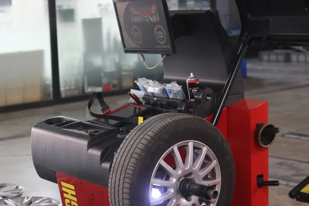 翻新高尔夫6代,帮老大爷改装