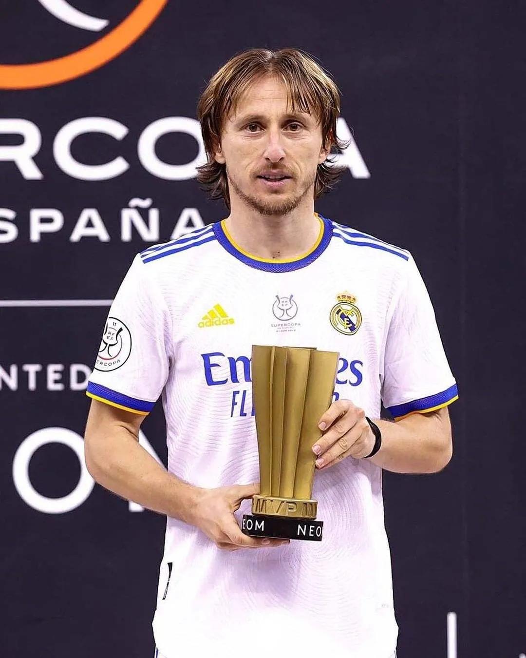 乌拉圭防守硬度,安德里希防守硬度