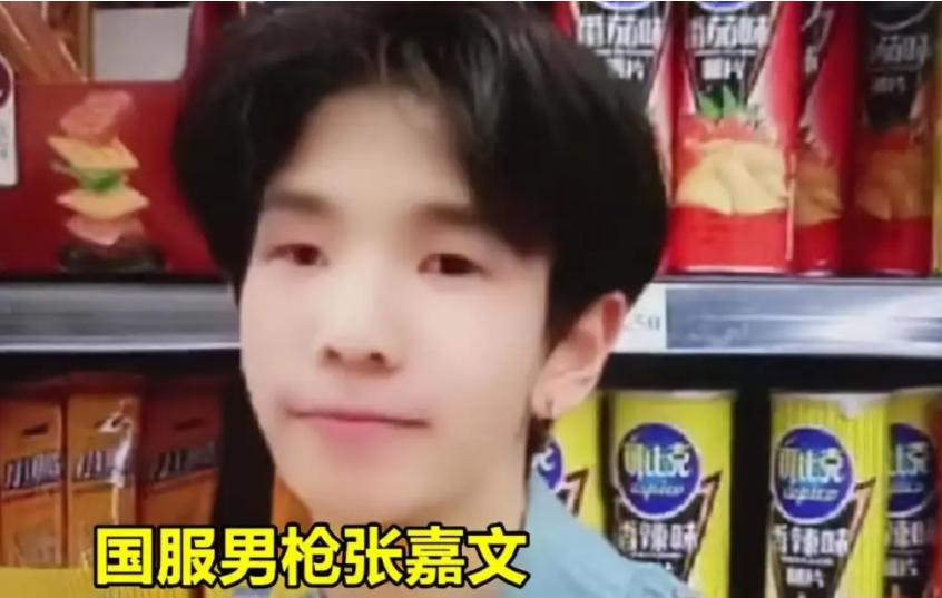 张嘉文二塔脏兵出萃取视频,张嘉文出萃取队友挂机