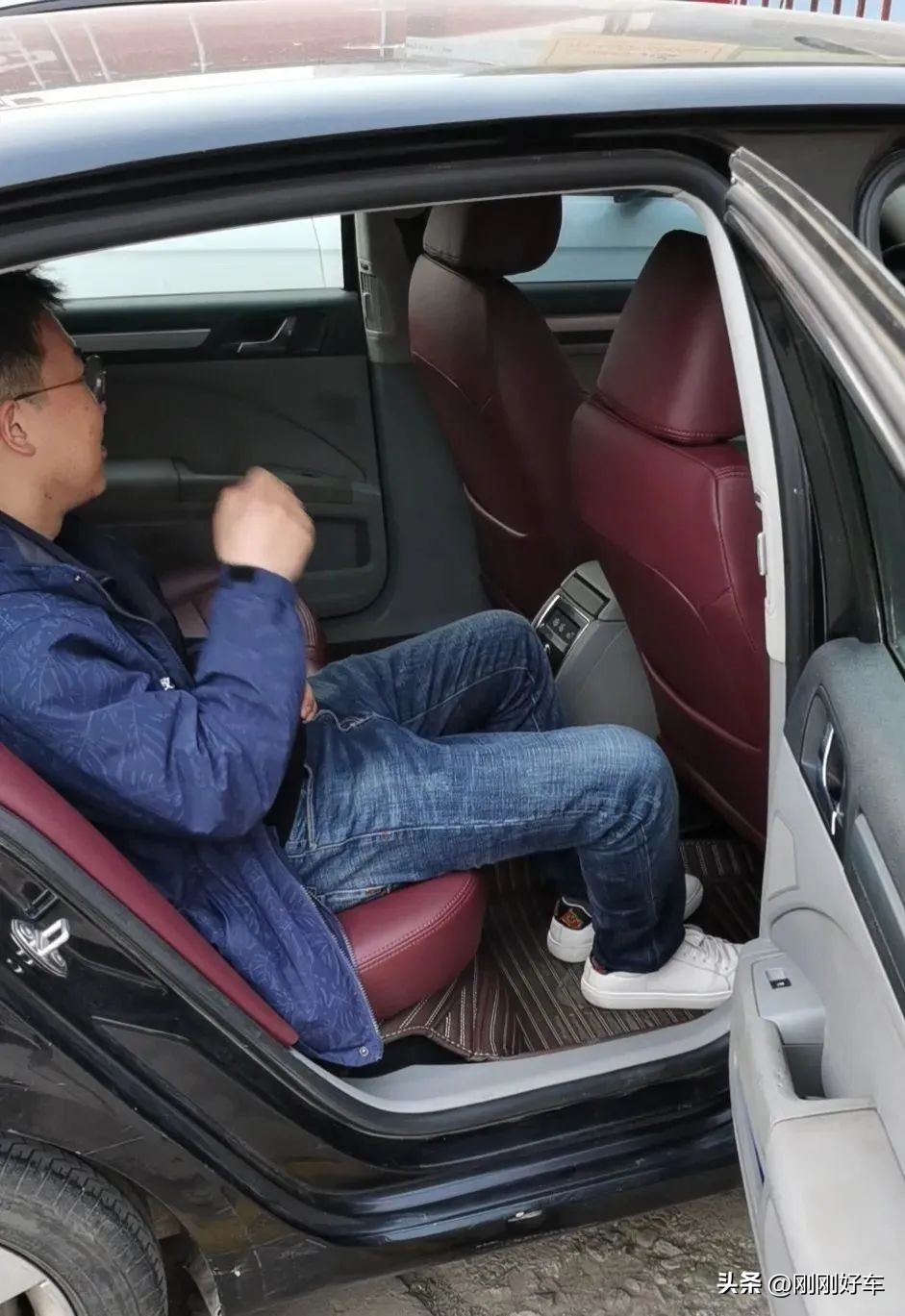 当今社会电动车趋势,现在强势的电动车