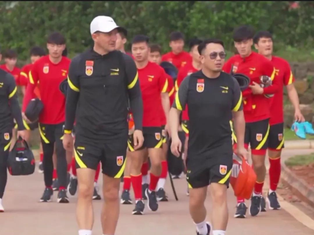 足球比赛中国vs阿根廷,中国足球新闻超级联赛