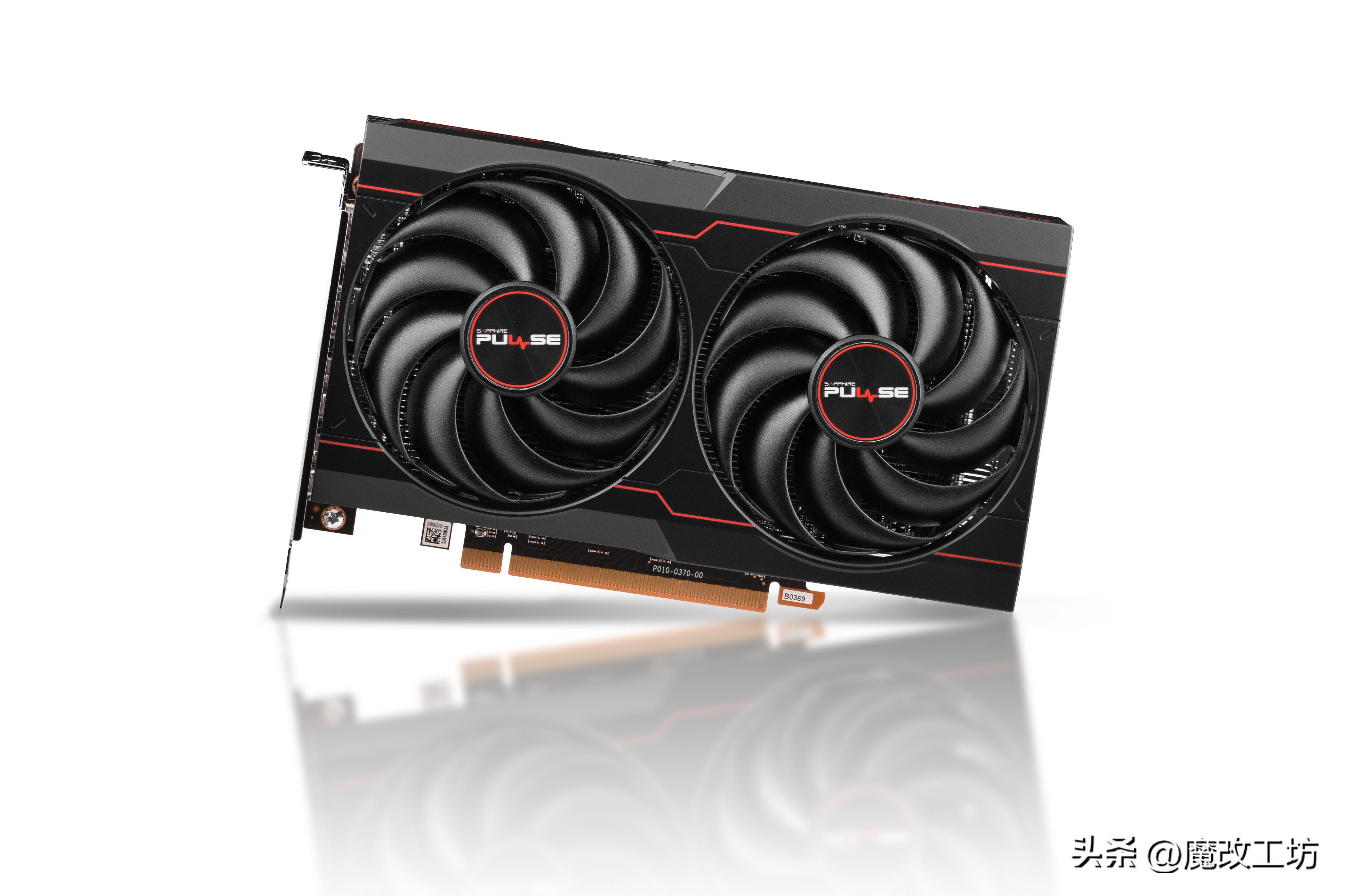 蓝宝石6600xt超白金吃鸡实测,蓝宝石6600xt对标哪个显卡