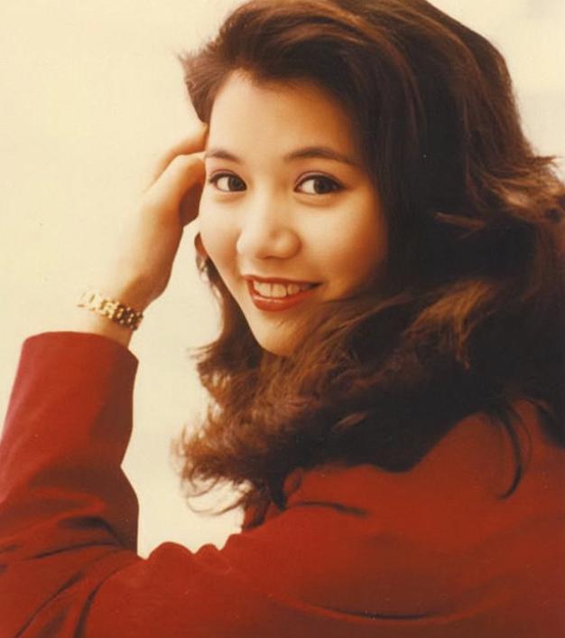 一脸福相天生富贵的几位女明星,天生自带苦相的十位女明星