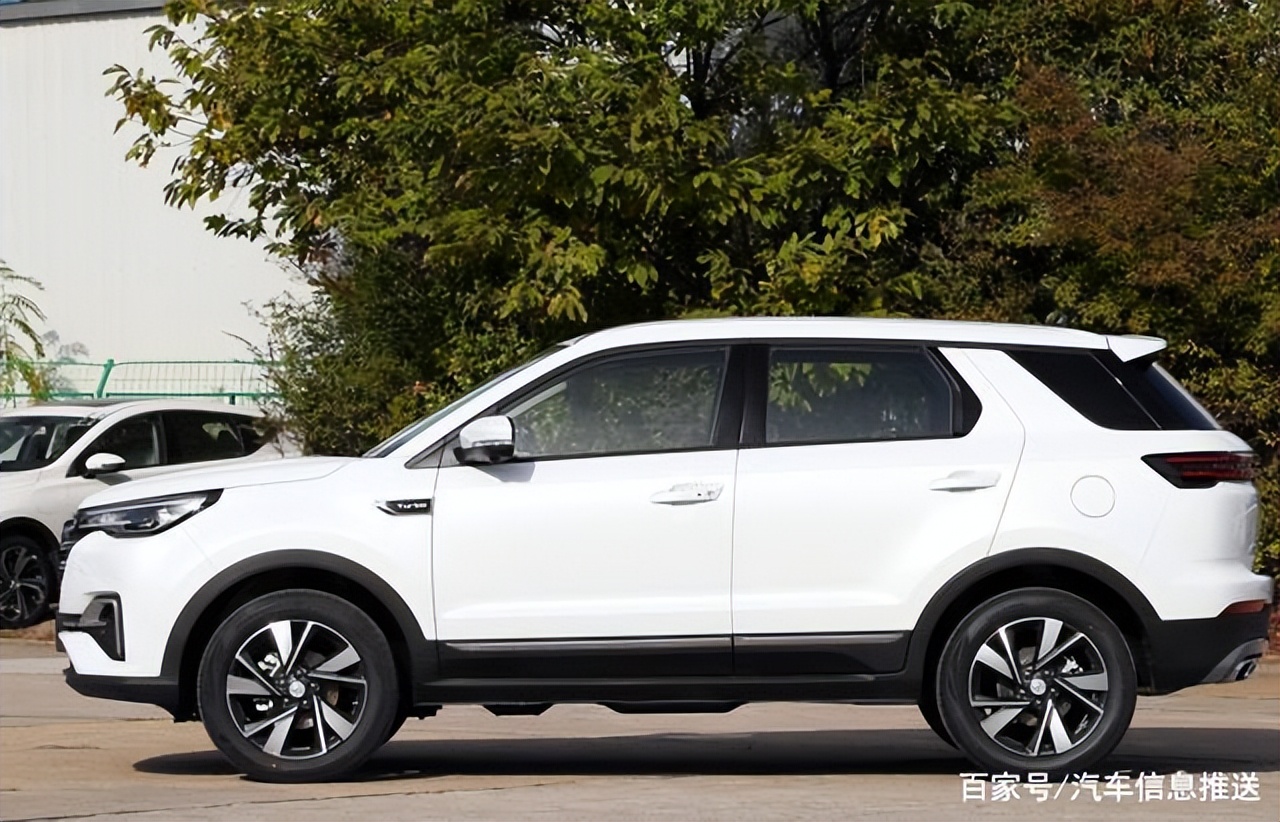 15万买一辆长安CS55plus厉害吗？它费油吗？车主1万公里后有话说