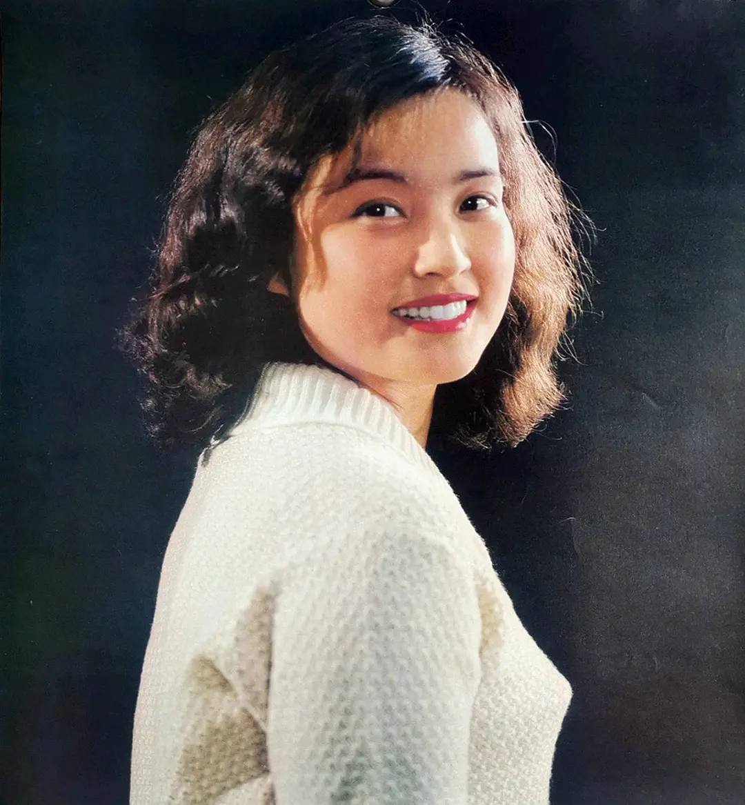 刘晓庆经历了4段婚姻,刘晓庆一生的爱情与婚姻