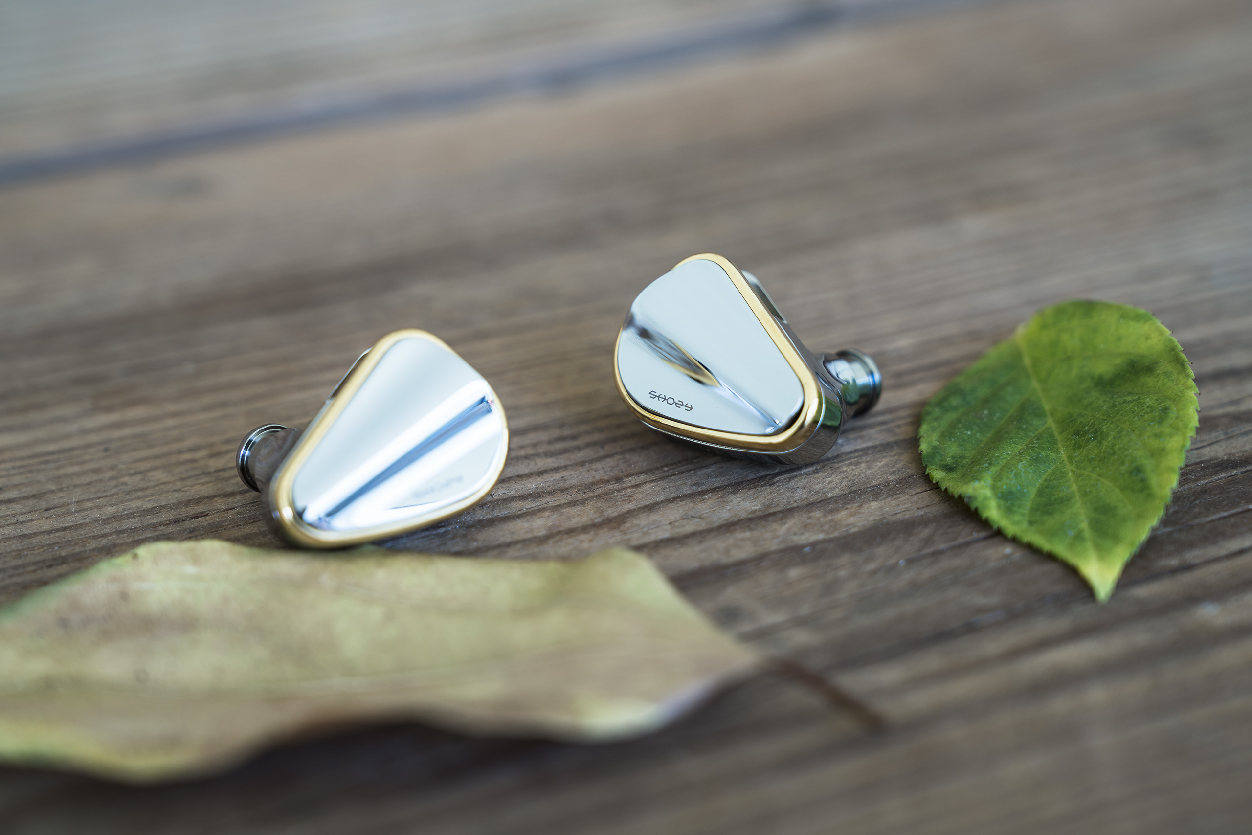 #巡洋笔记#千元内随身耳机推荐：要好听，更要性价比