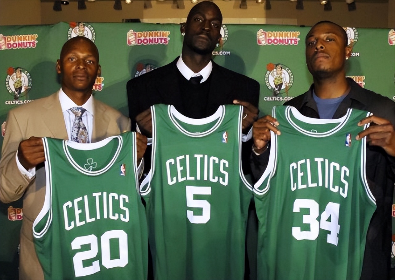 在波士顿北岸花园，你永远不知道有多少英灵在护佑凯尔特人