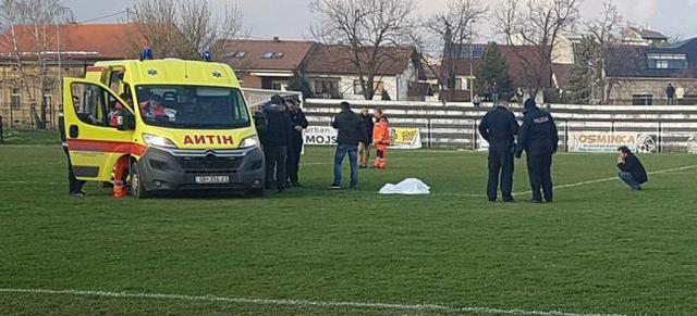 皮球撞击胸口，球员意外身亡背后的医学解释是什么？