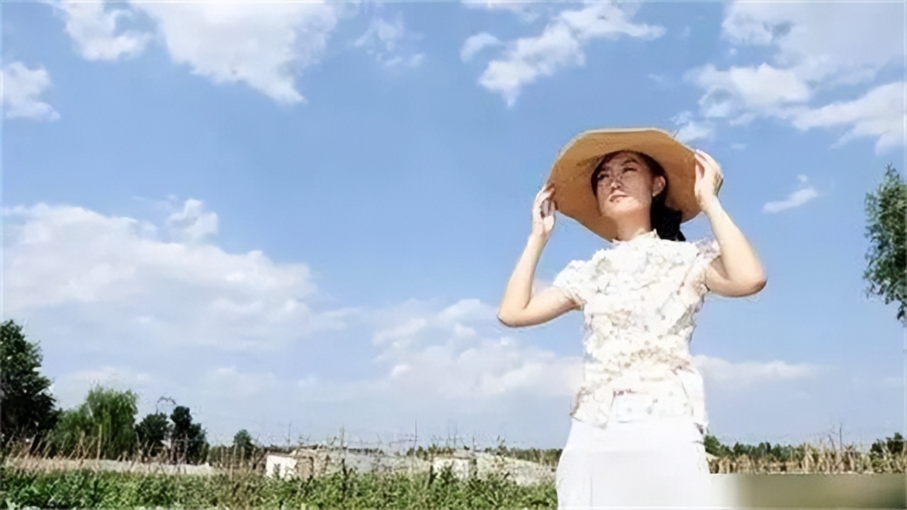 农村女博士靠种地年收入800万,清华女博士种地十一年收入八百万