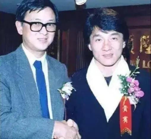 娱乐圈爆出的大瓜叫什么,娱乐圈爆出大瓜是谁