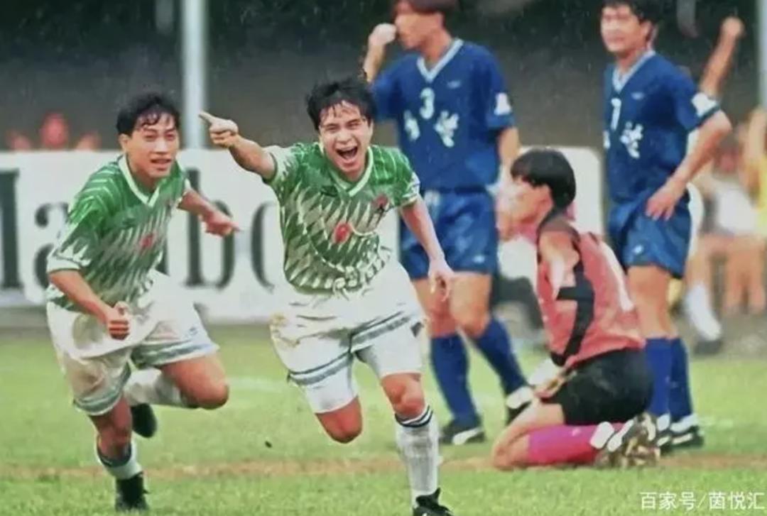 世界杯华丽落幕，谁还记得广州队有过恒久远大的足球梦？