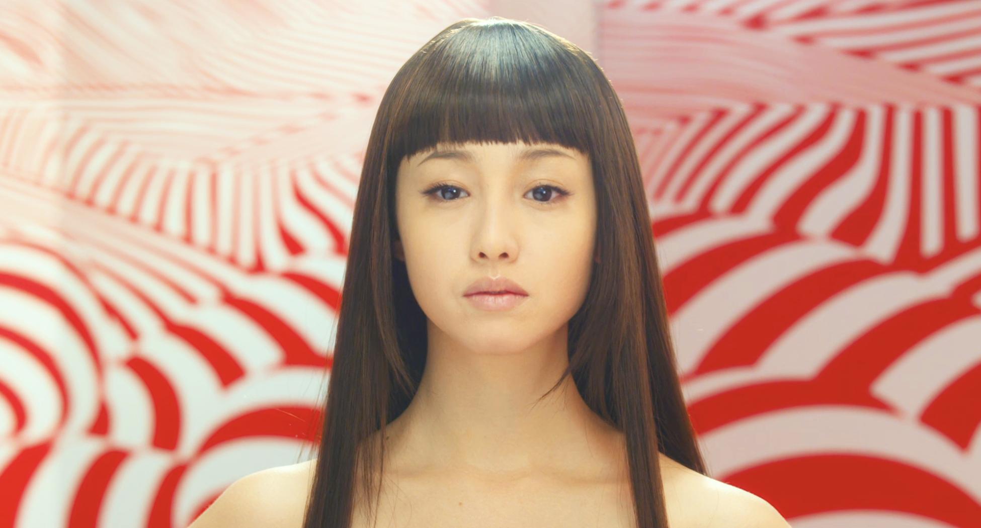 “国民初恋”一脱再脱，日本人的畸形审美，被这片展现得淋漓尽致