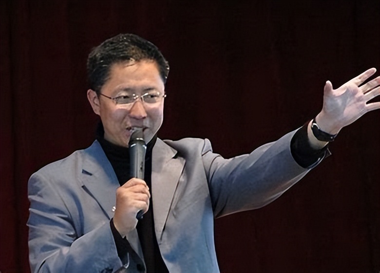 在如今全民学英语的时代,李阳疯狂英语,为何已经不再“疯狂”?