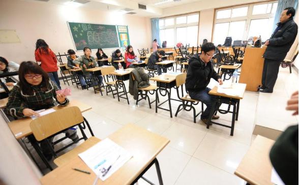 公务员考试过程遇到不会的题心慌,公务员面试感觉答得不好但分数高