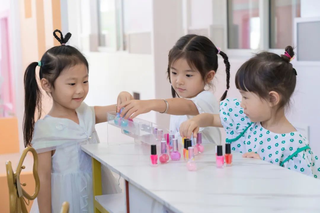 秋光如岁邂逅一场欢喜——临猗县直一园开学季