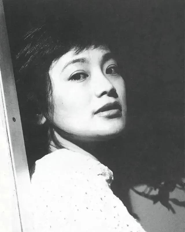 说说那些让你惊艳的个性签名,很惊艳的名人文案