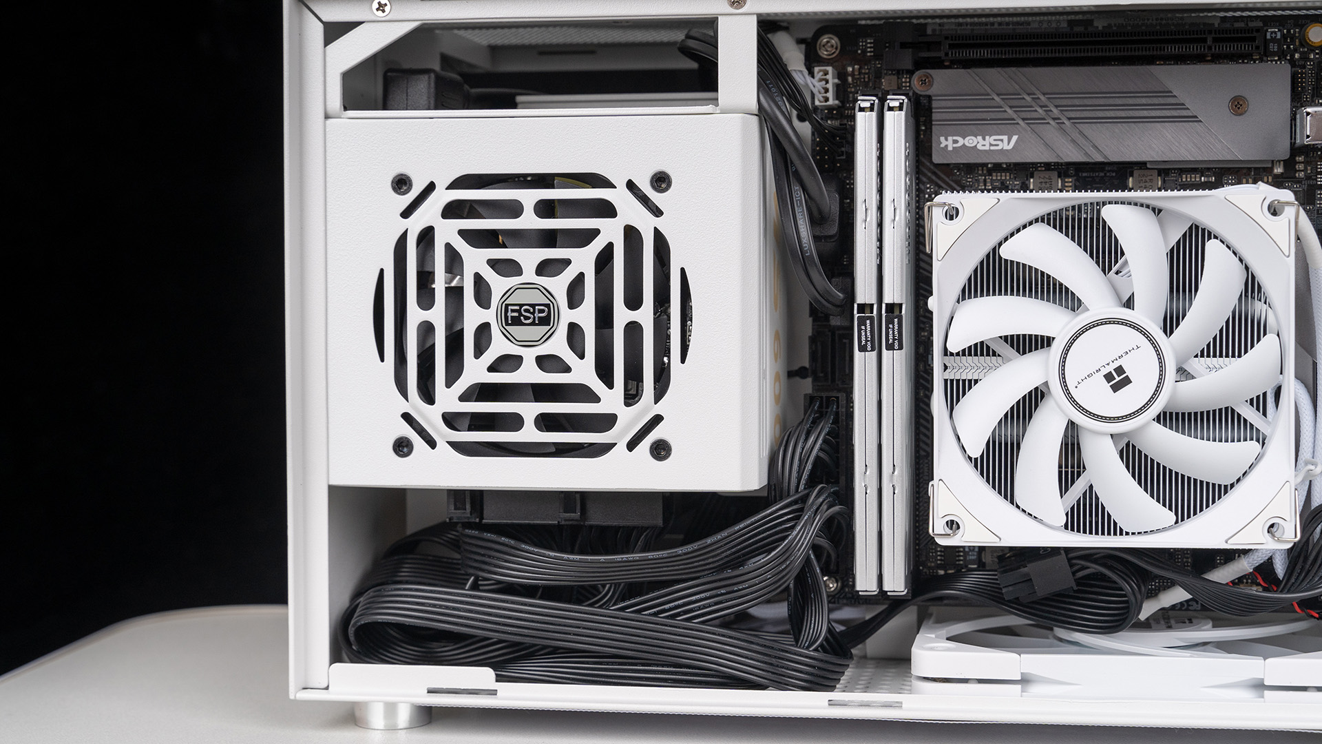 帮老爸装一台“超大杯”的8.1L便携主机—5600G+32GBD4+2*1TB固态