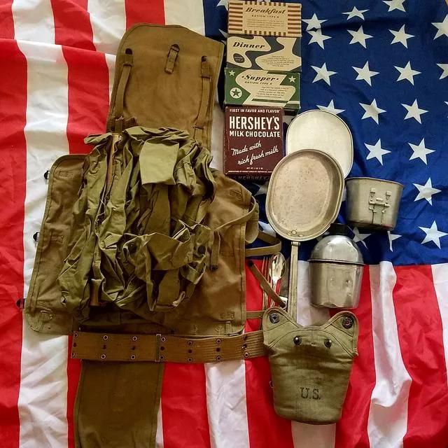 为了省点铝材造飞机 二战土豪美军 居然推出了这几种特殊的*用军**水壶