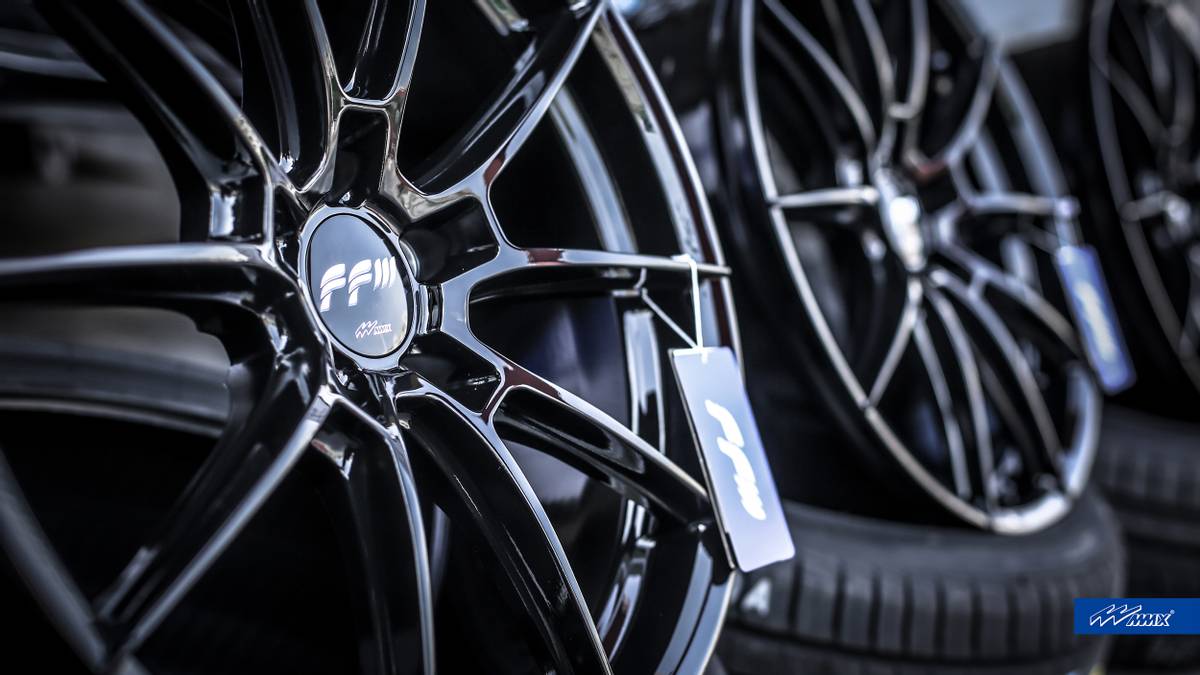 现代索纳塔2024年改轮毂,北京现代索纳塔十一代轮毂改款