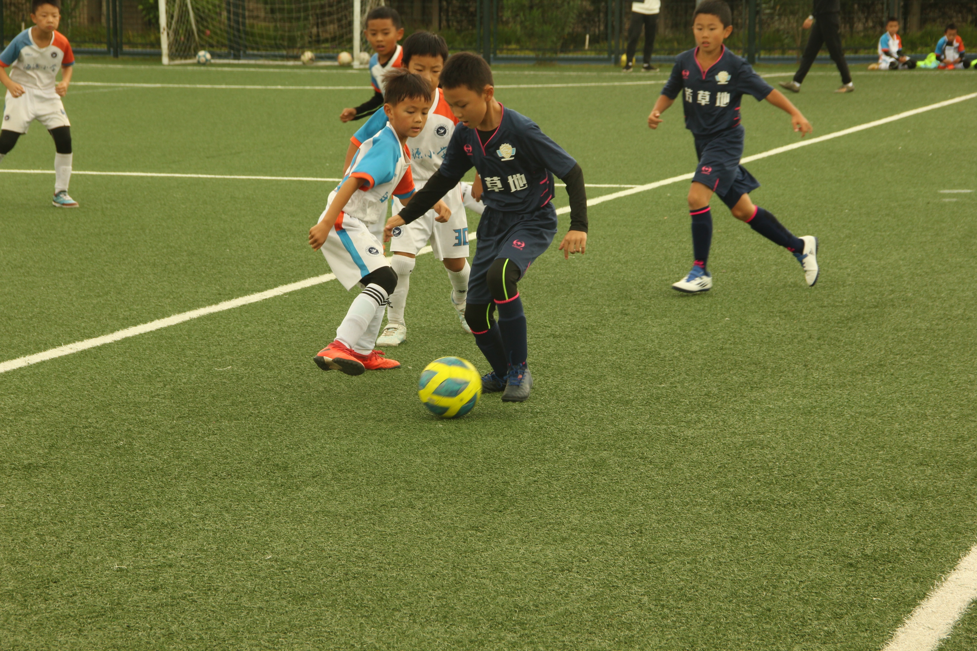 新兴小学校长杯足球赛,小学校长杯足球活动报道