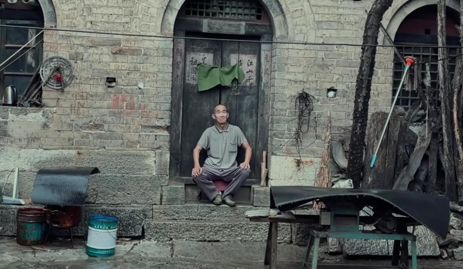 「王祖邪」对残缺审美，是健全者的傲慢：《绿洲》