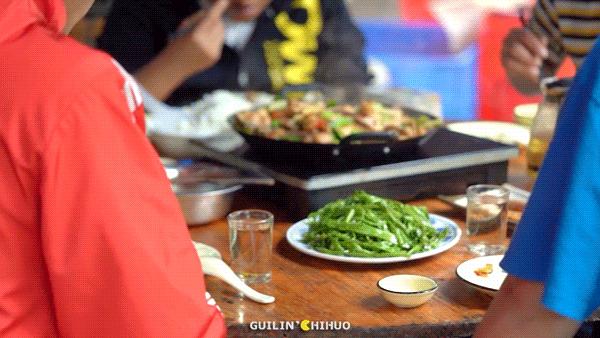 老字号石锅鱼31年老店,温岭石锅肥肠鱼