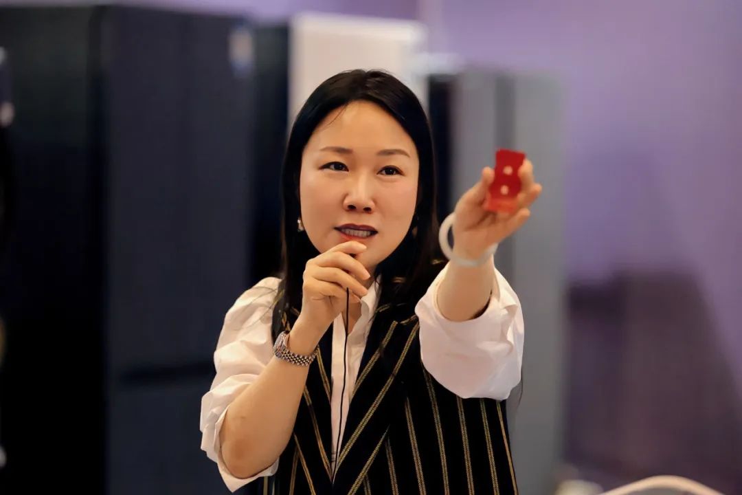 腕表价格为什么大跳水 (黄金价格大跳水)