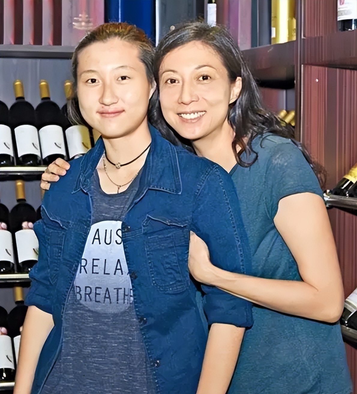 “只生孩子不结婚”的8位女星，看似洒脱淡然，实则吃尽了苦头