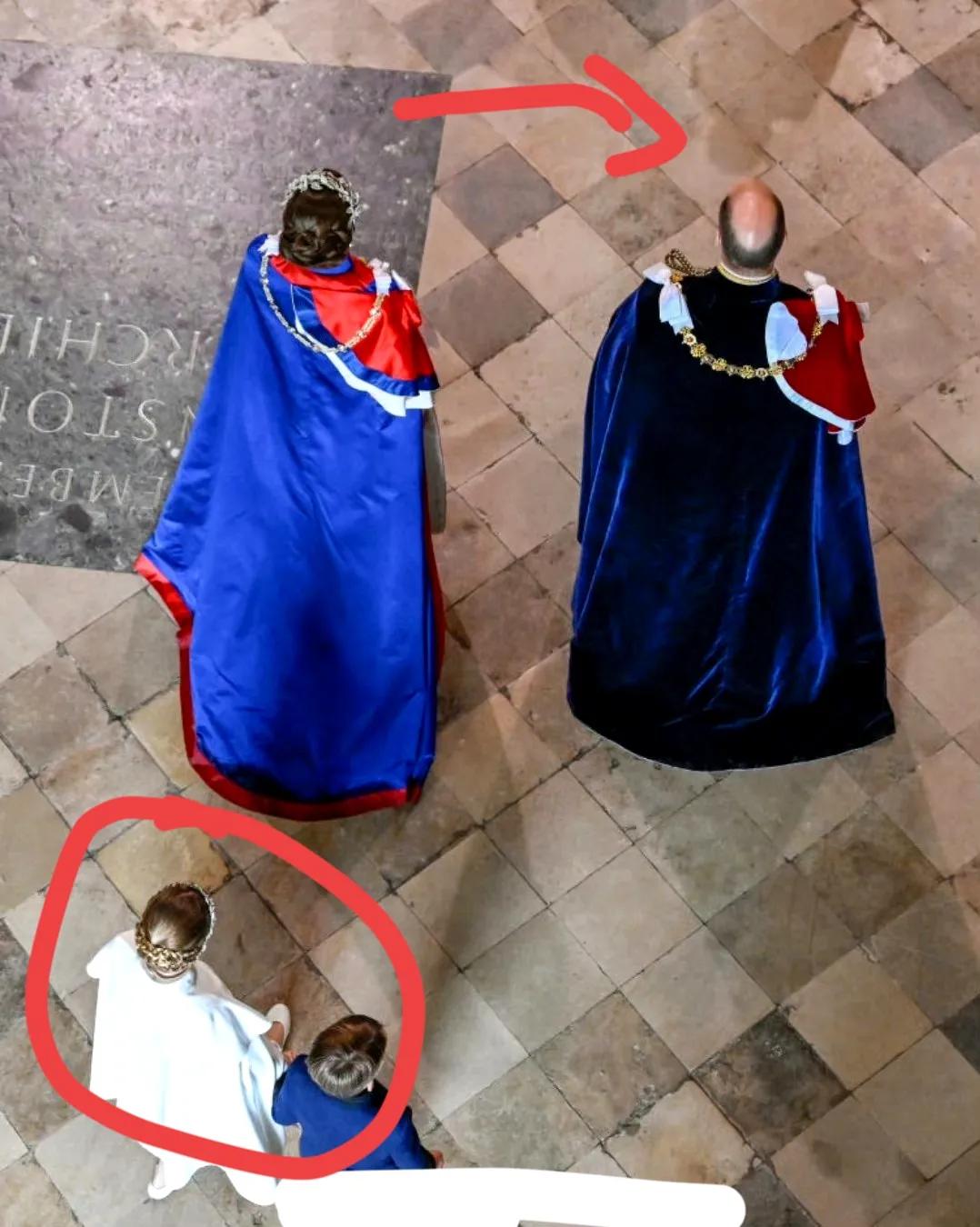 卡米拉加冕仪式夏洛特,加冕礼上夏洛特的花环