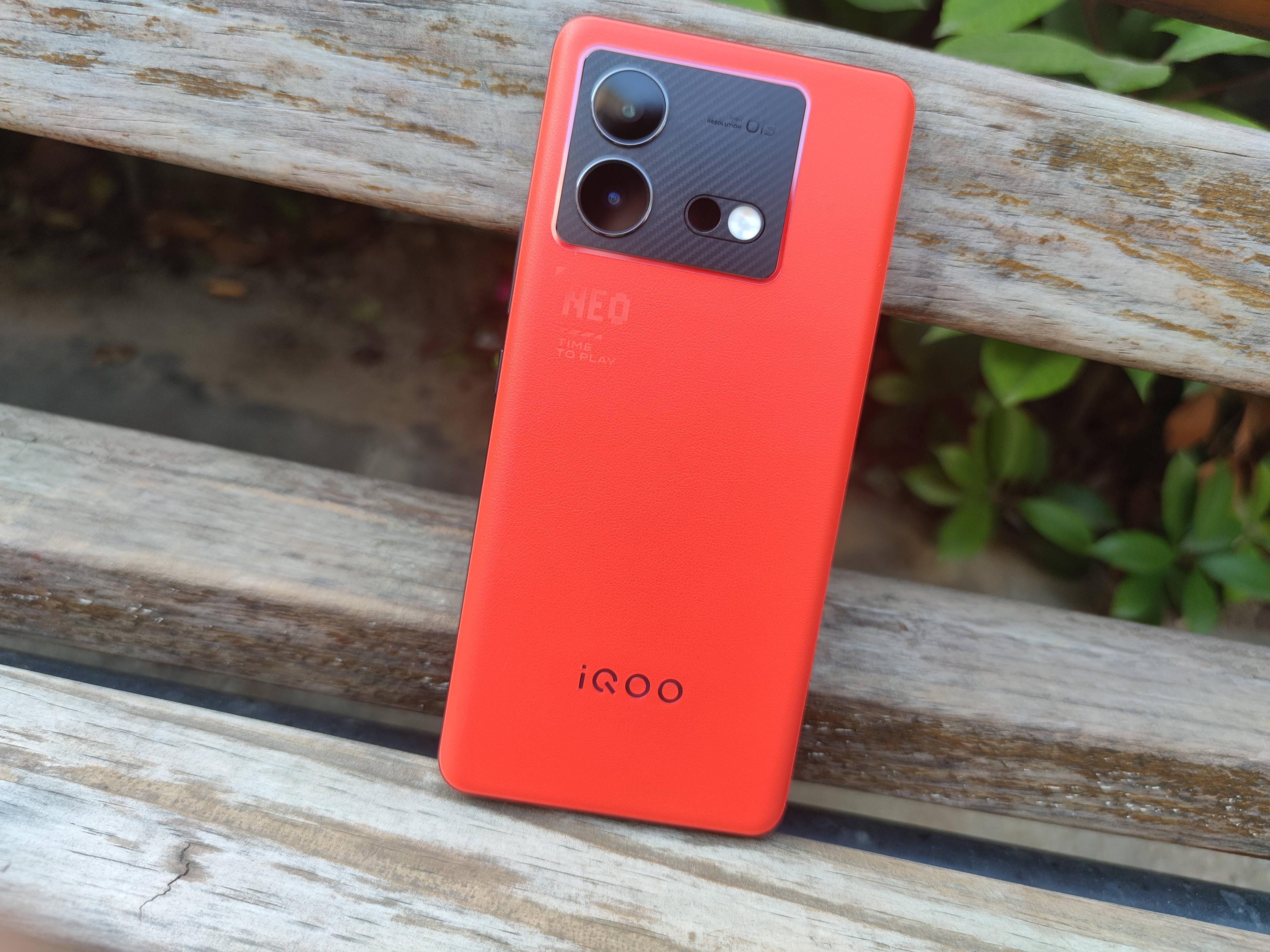 iqooneo8性能图,iqooneo8值不值得入手能用几年