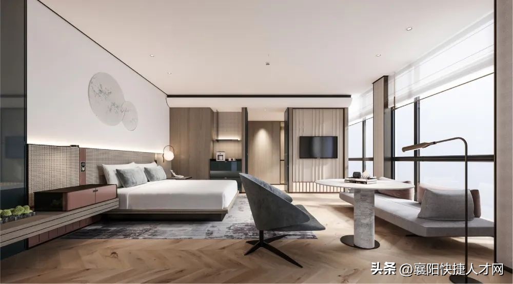 月休4天工资包吃包住,月休八天五险一金包吃住