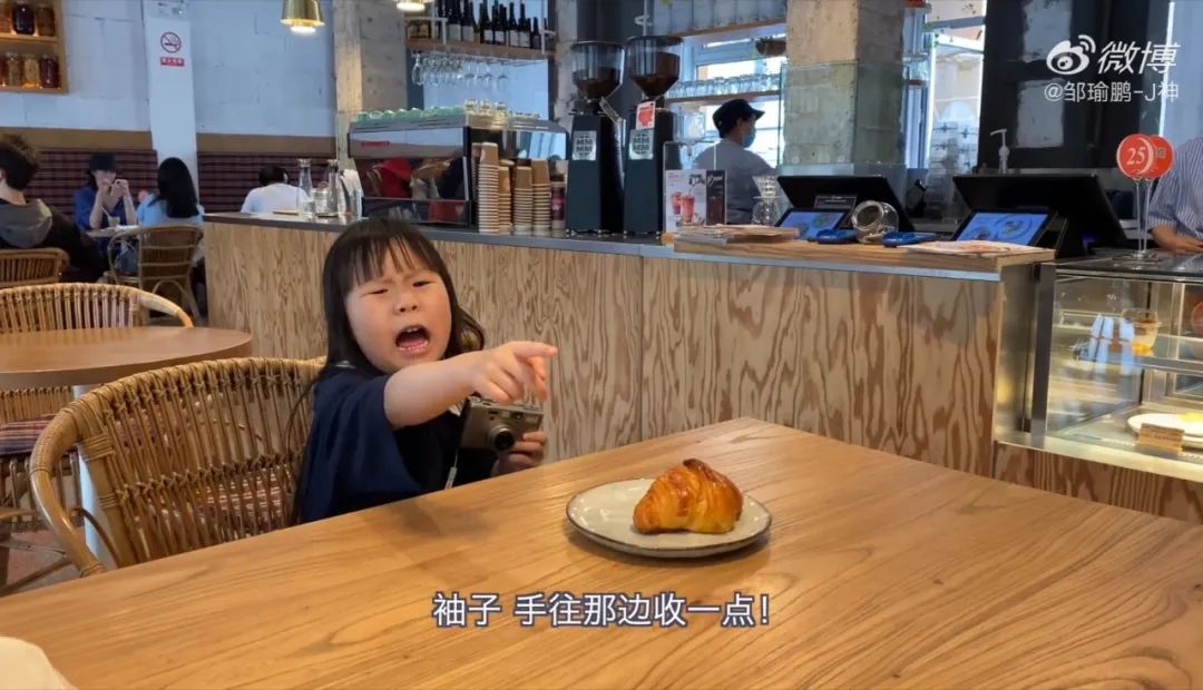 拍欧阳娜娜的小摄影师,年龄最小的摄影网红