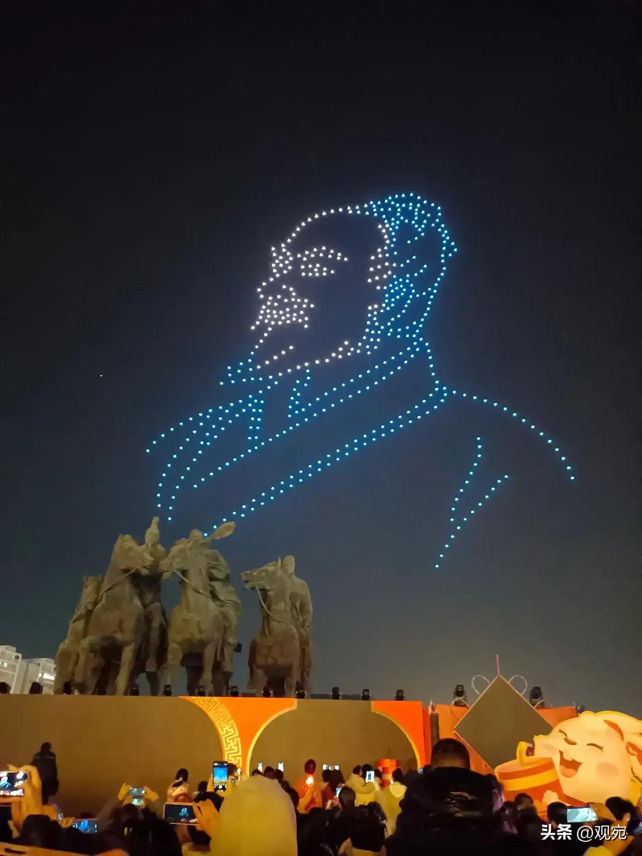 卧龙岗的会表演的无人机,南阳无人机灯光秀是哪个团队的