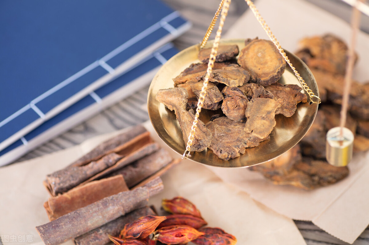 名老中医治肝郁气滞型甲状腺结节,莆田市老中医治疗甲状腺结节