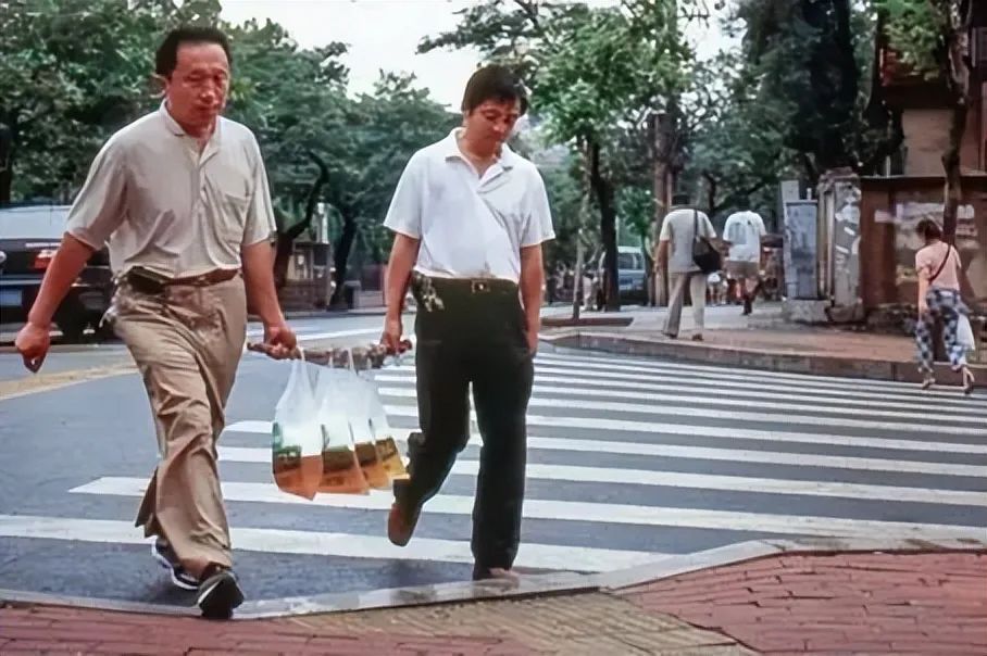 青岛啤酒这个企业怎么样,青岛啤酒有100年历史吗