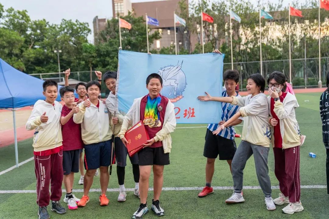 给孩子营造爱学习的氛围,融洽的师生