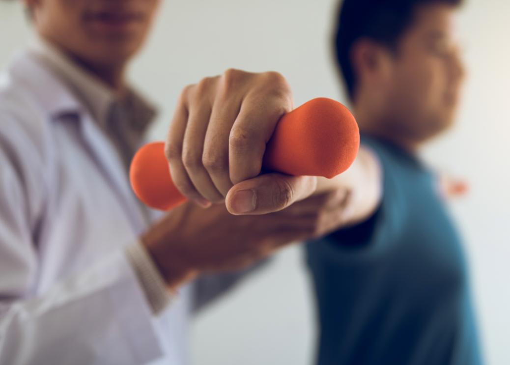 骨质疏松引起疼痛怎么好得快,严重的骨质疏松吃什么补得快