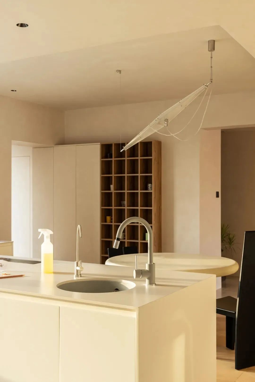 90后情侣新房这样打造清爽又干净,9平米温馨夫妻房