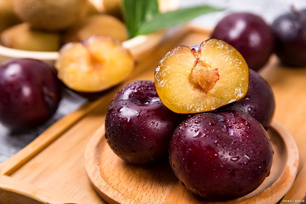 热吃什么水果解暑最好,1月份到12月份吃的应季水果