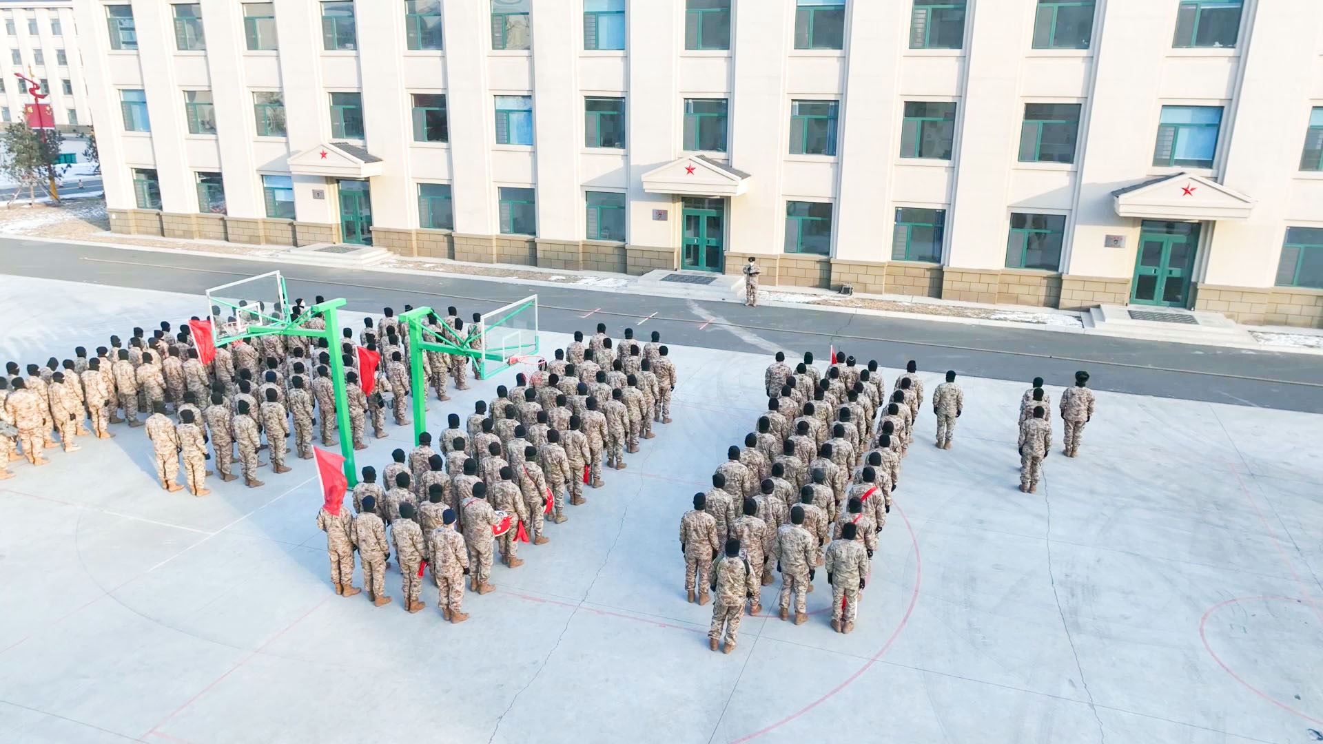 官兵文体活动,部队开展文体活动增强凝聚力