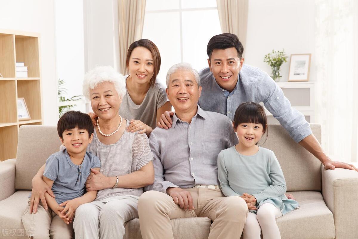 相亲相爱一家人经典诗句,写相亲相爱一家人的诗