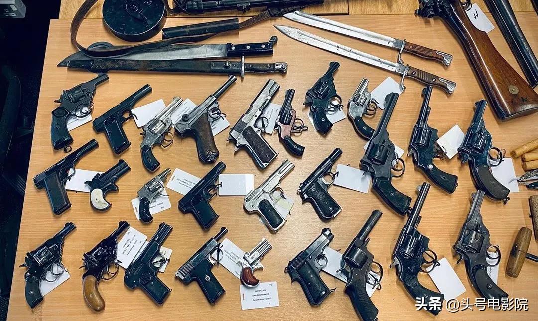 西装暴徒汤姆哈迪锦集,汤姆哈迪浴血黑帮高燃片段多吗