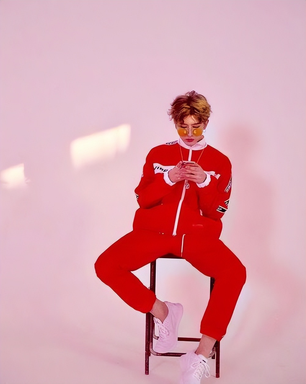 强推几本看了一章就停不下来的书,推荐8本口碑炸裂的小说女性向